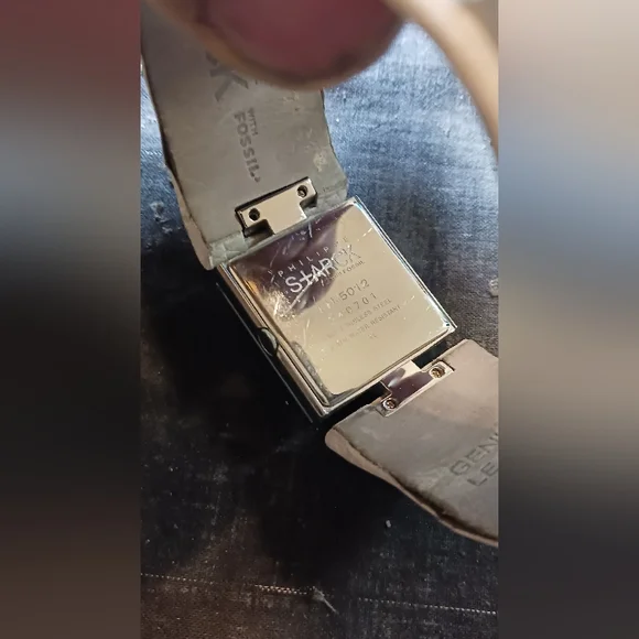 Lady's Phillipe Starck with Fossil Watch Co. White band - Picture 7 of 9